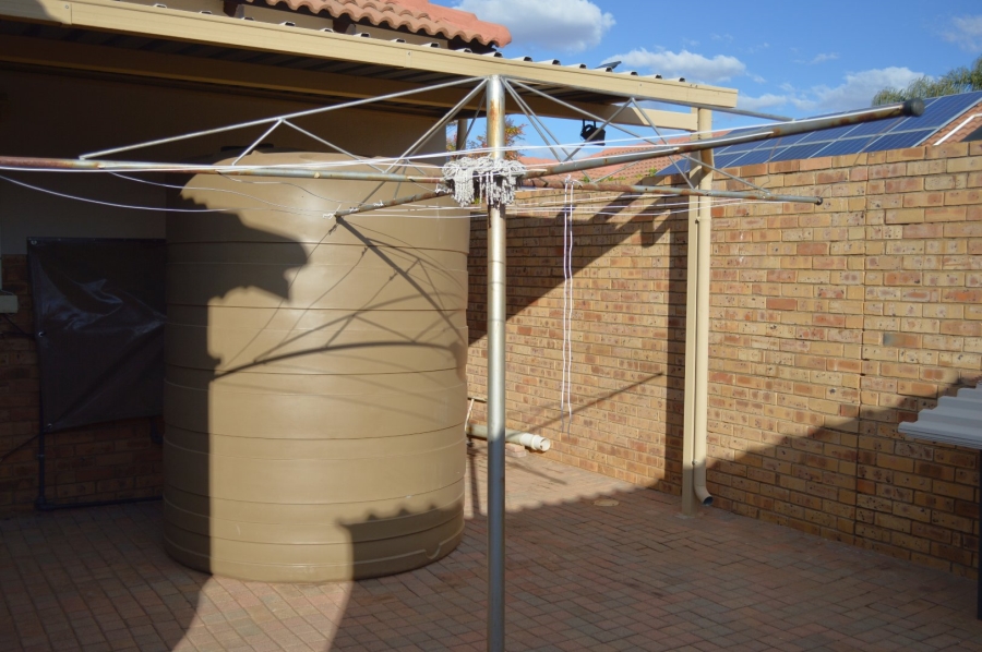 4 Bedroom Property for Sale in Wilkoppies North West